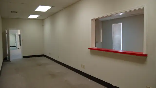 Office/Flex Building For Lease thumbnail 5