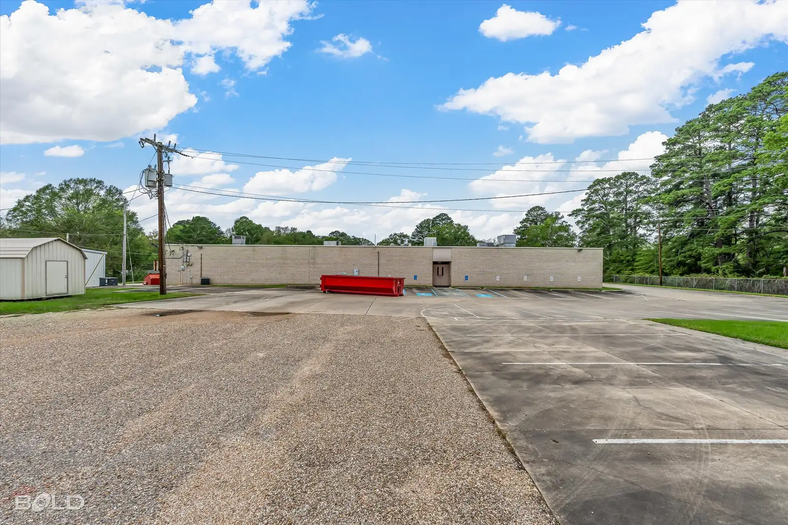 523 Oxford Rd image 8