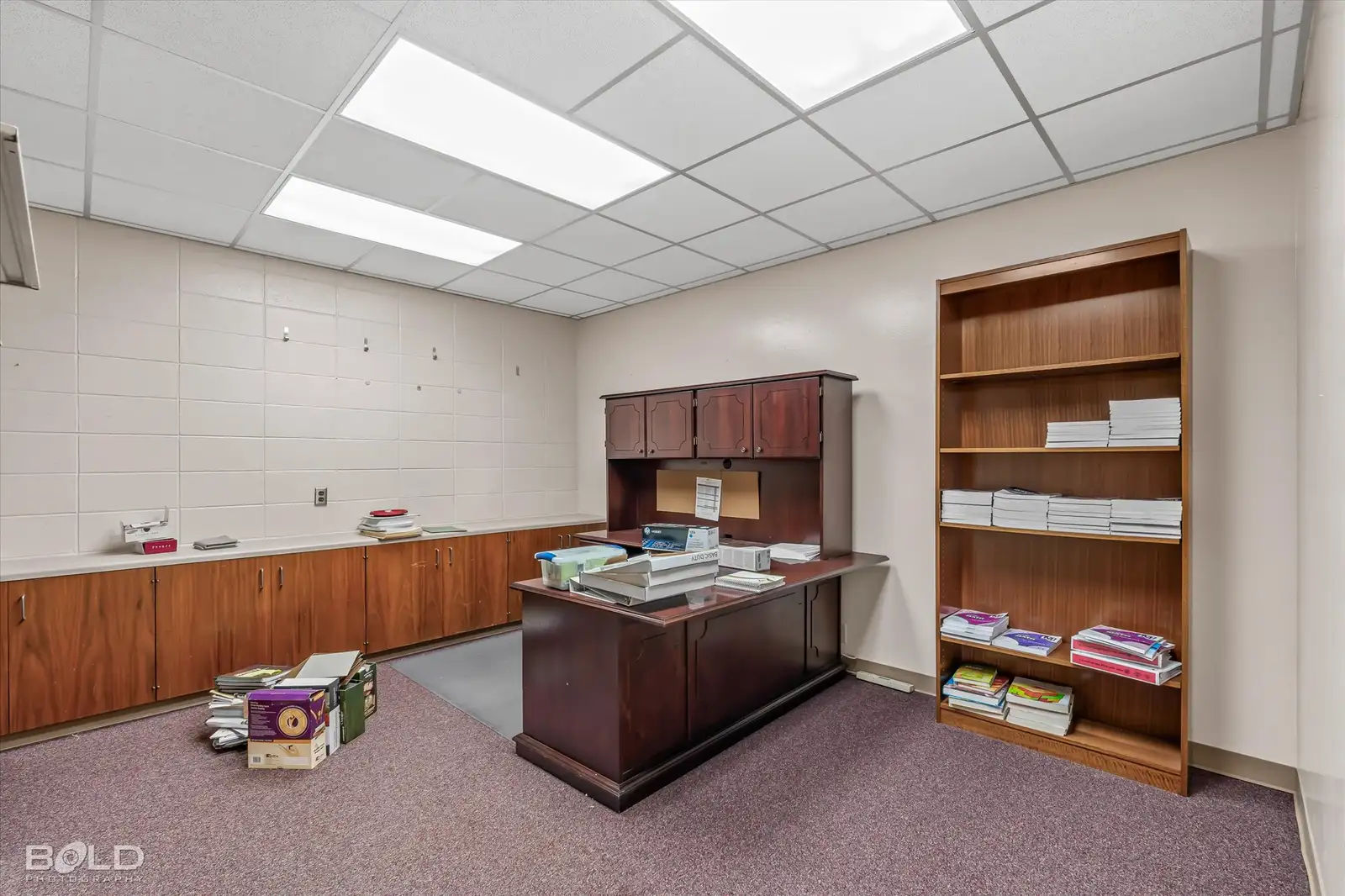 523 Oxford Rd image 19