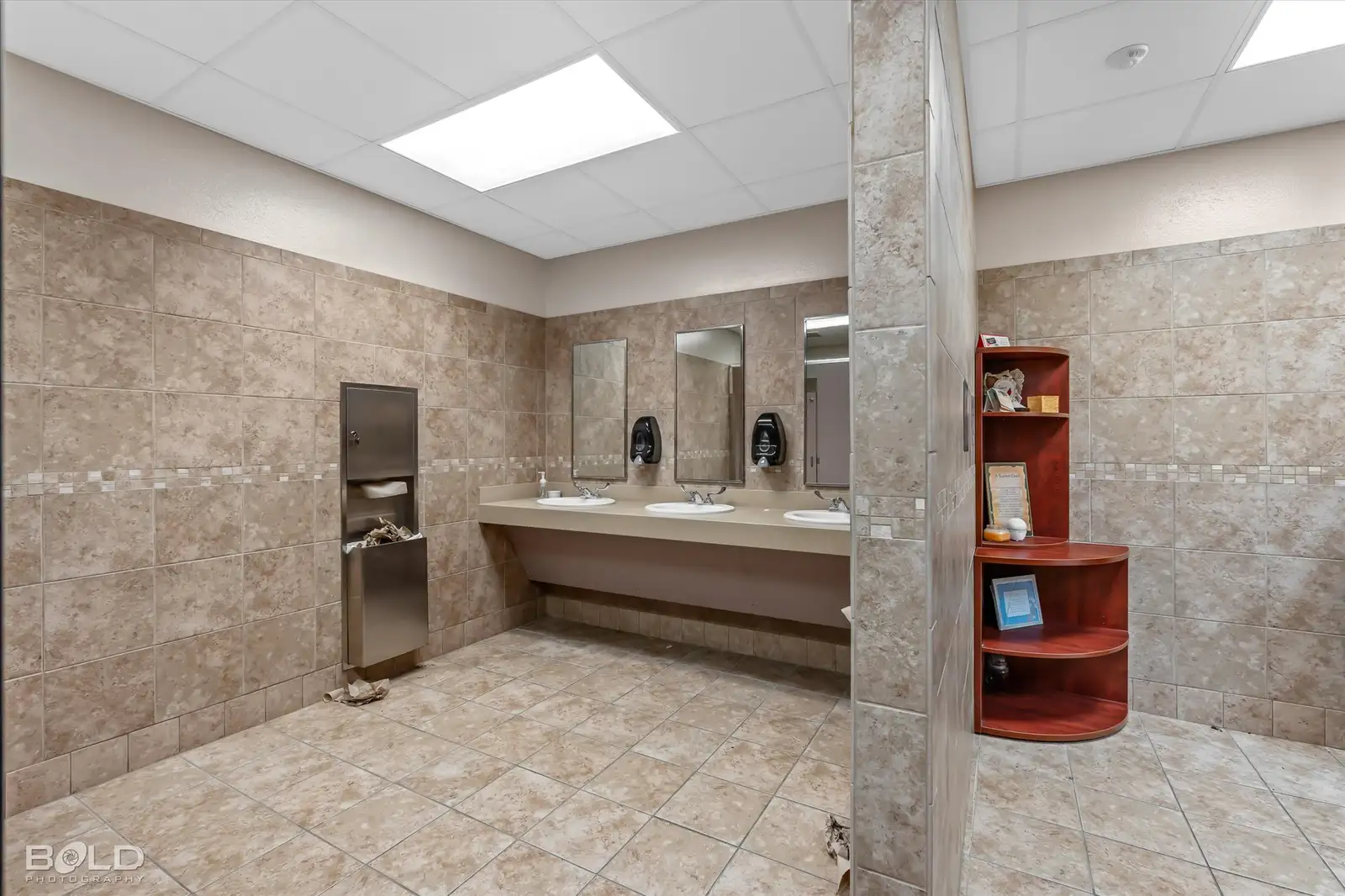 523 Oxford Rd image 30