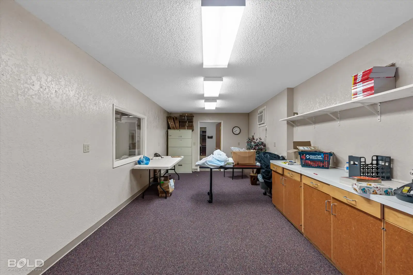 523 Oxford Rd image 40