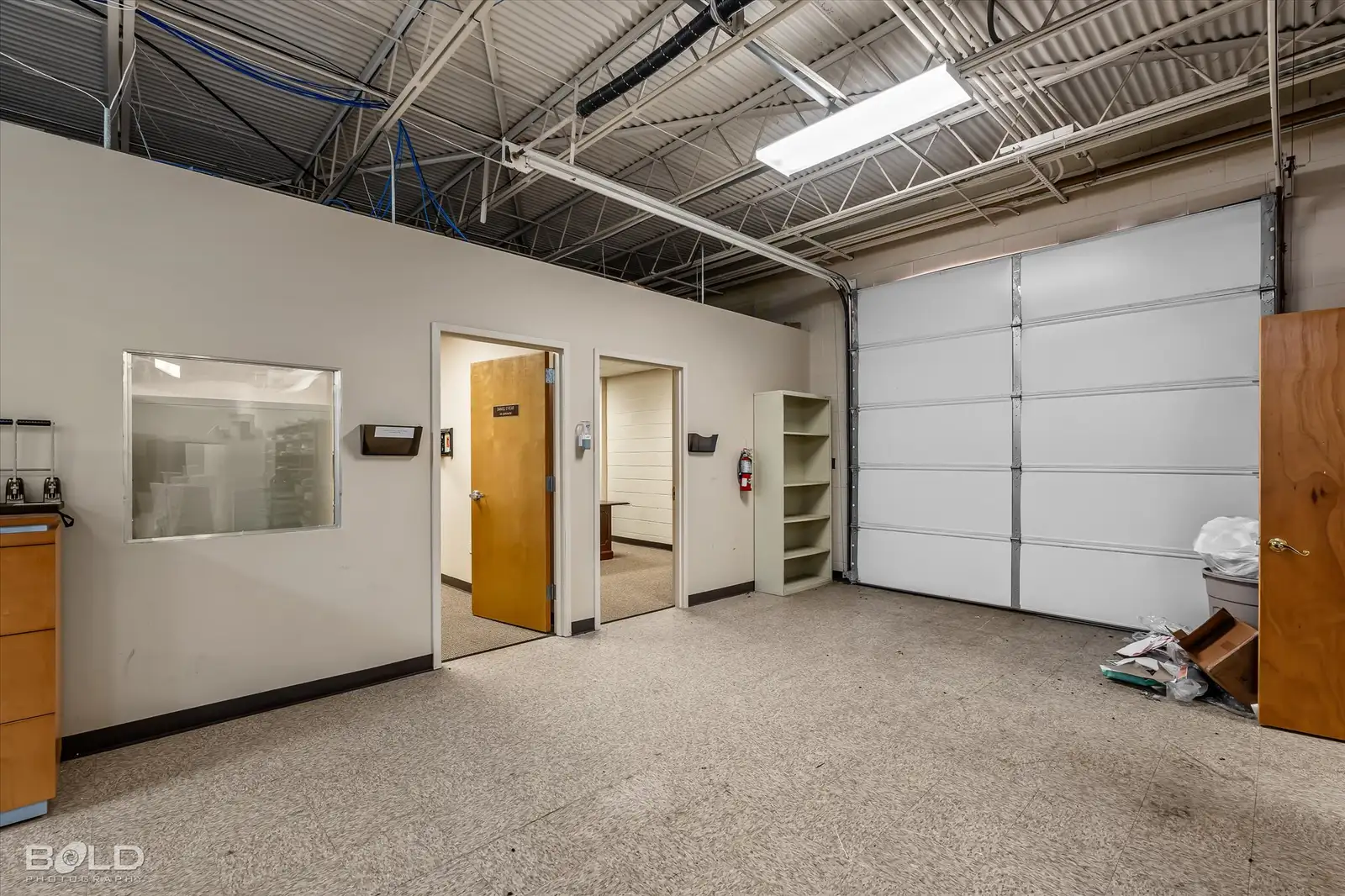 523 Oxford Rd image 43