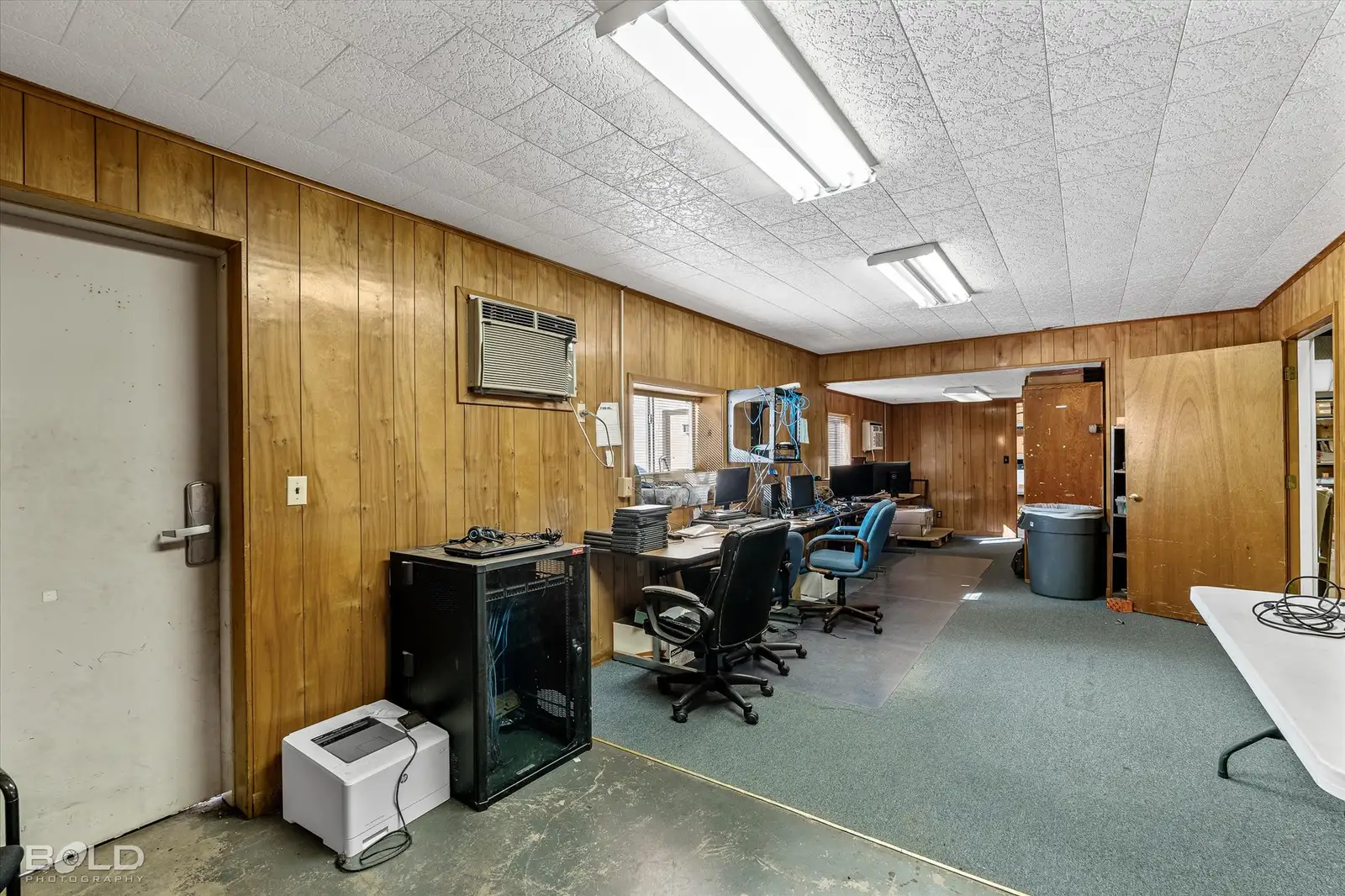 523 Oxford Rd image 98