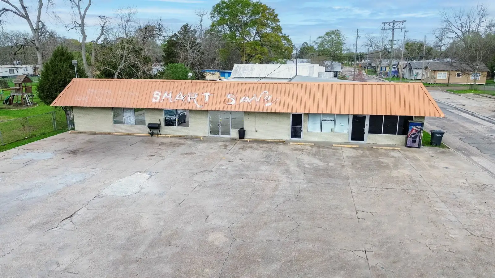 173 Duperier Ave image 16