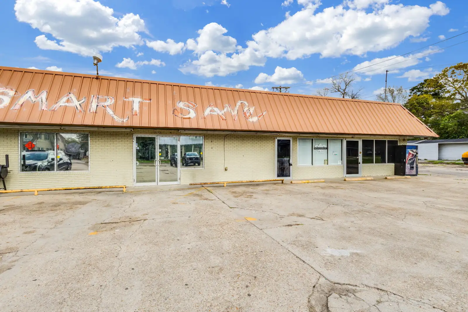 173 Duperier Ave image 2