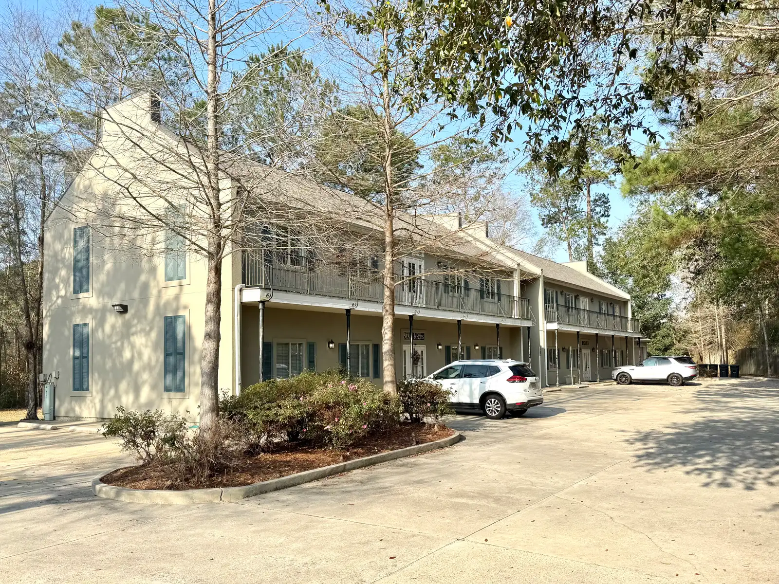 LA-21  Office