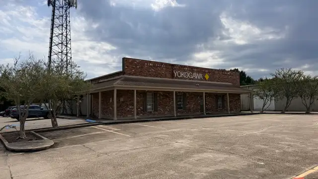 3895 O'Neal Ln thumbnail 2
