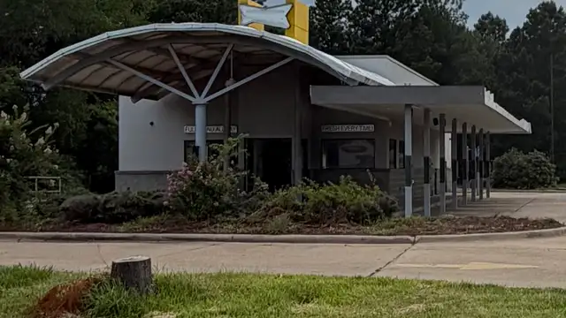 7301 Mansfield Rd thumbnail 2
