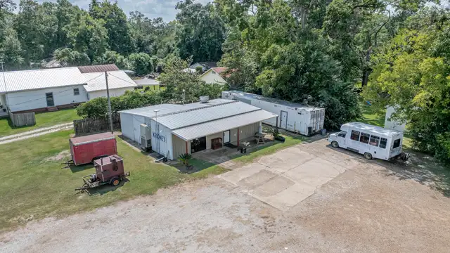 6746 Baton Rouge Ave thumbnail 5