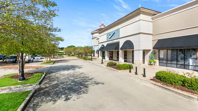 Towne Center at Cedar Lodge thumbnail 4