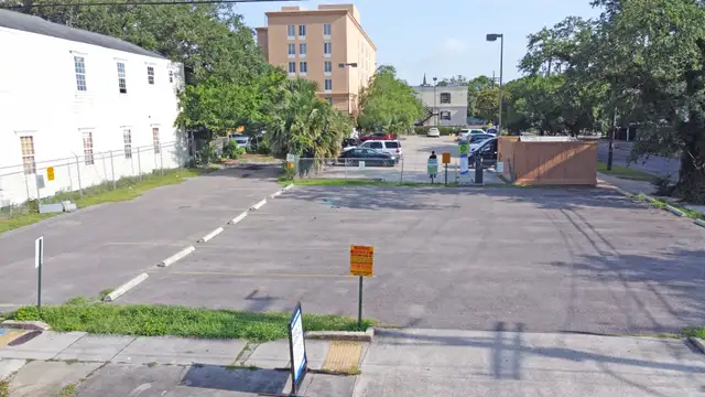 Uptown Ground Lease thumbnail 5