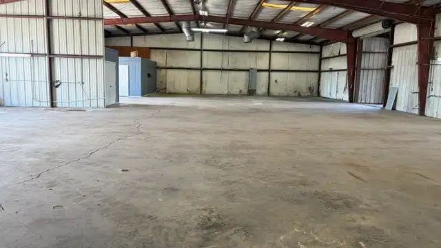 12,000SF +/- Office/Warehouse | Lafiton Lane thumbnail 2
