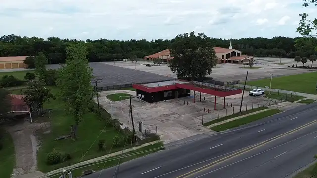 6435 Winbourne Ave thumbnail 2
