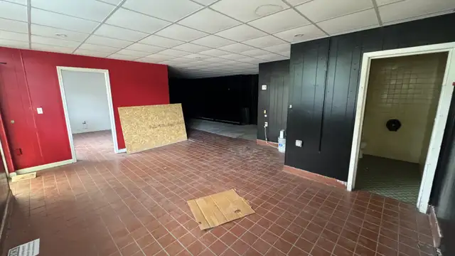 6435 Winbourne Ave thumbnail 4