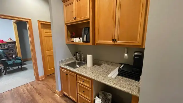 4100 S Sherwood Forest Blvd Suite 200 thumbnail 4