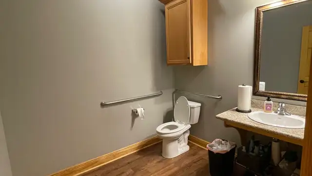 4100 S Sherwood Forest Blvd Suite 200 thumbnail 5