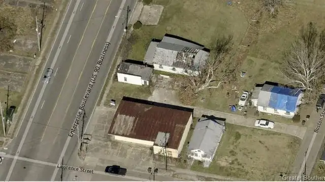 331 Enterprise Blvd thumbnail 3