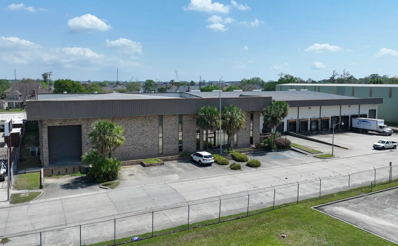 Dock-high Distribution Warehouse w/Office & Parking Lot image 3
