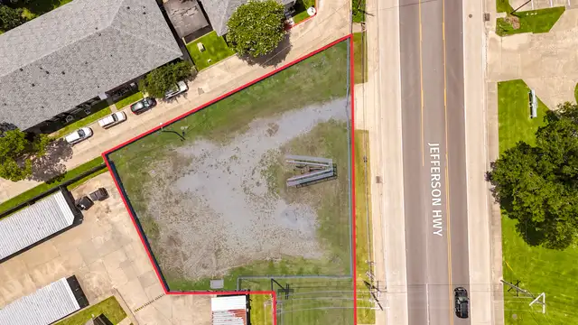 ±0.38 Acre Stabilized Lot with Utilities on Jefferson Hwy thumbnail 4