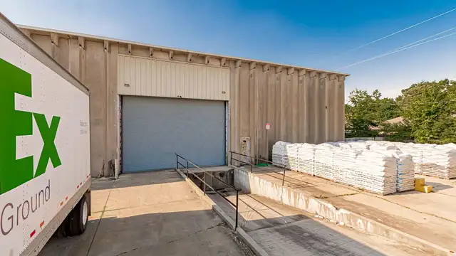 1655 Cottondale Dr thumbnail 2