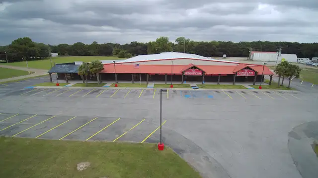 Former Ranch Outlet thumbnail 5