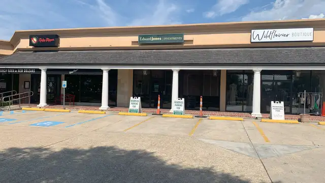 2700 Metairie Rd thumbnail 3