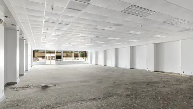 4,000 SF Retail Space for Lease – Town & Country Marketplace, New Iberia thumbnail 4