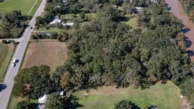 5 acres bayou side thumbnail 2