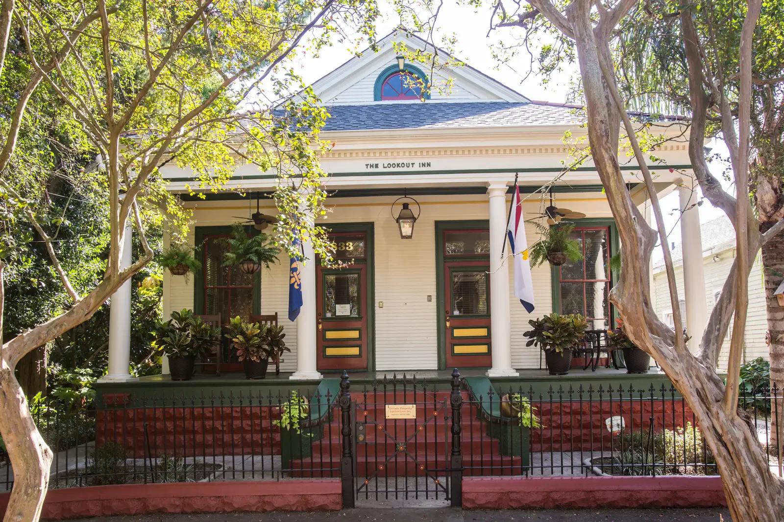 The Lookout - Bywater B&B + Pool