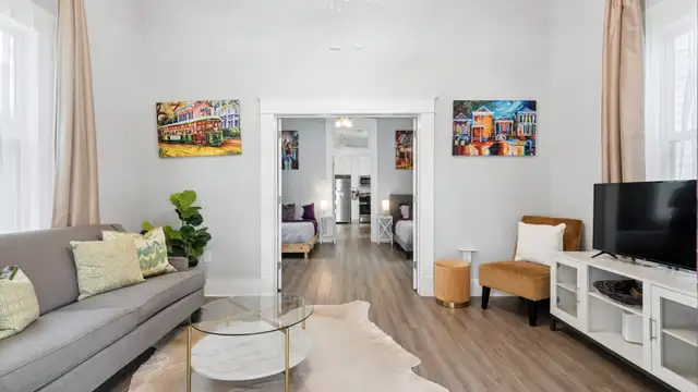 4226 Carrollton Ave thumbnail 3