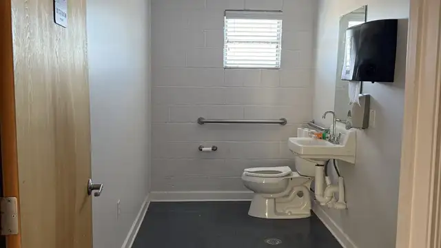 Suite 203 - Office Space in Metairie thumbnail 5