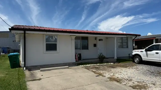 4313 Williams Blvd thumbnail 2