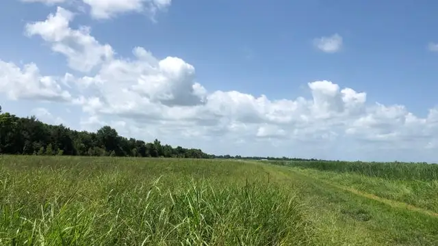 Trahan Rd & Par Rd 301 thumbnail 5