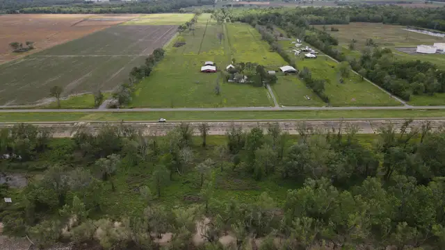 95.75-Acre Deep-Water Industrial Site on the Mississippi River thumbnail 5