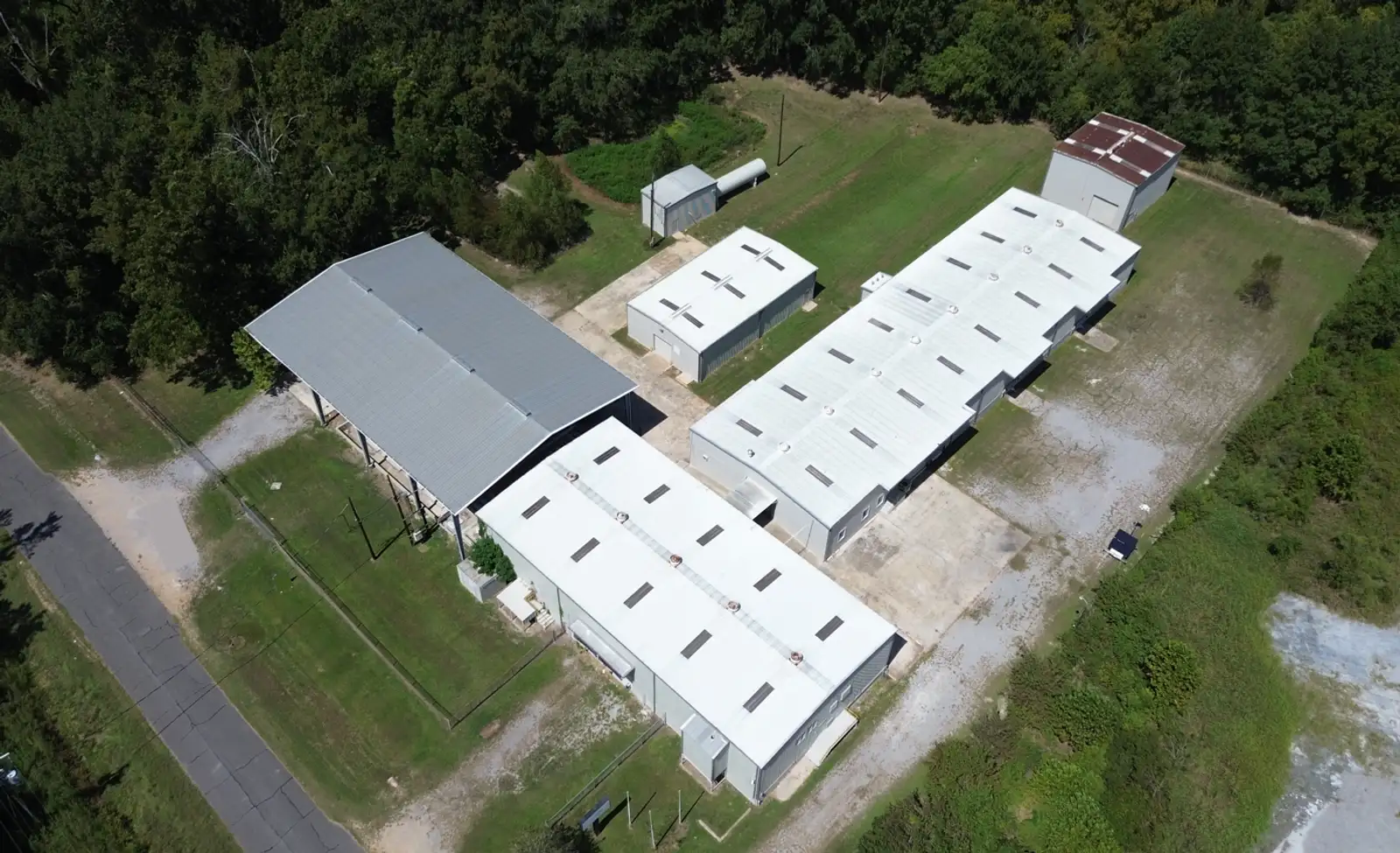 Heavy Industrial Warehouse Campus for Sale off Hwy 61