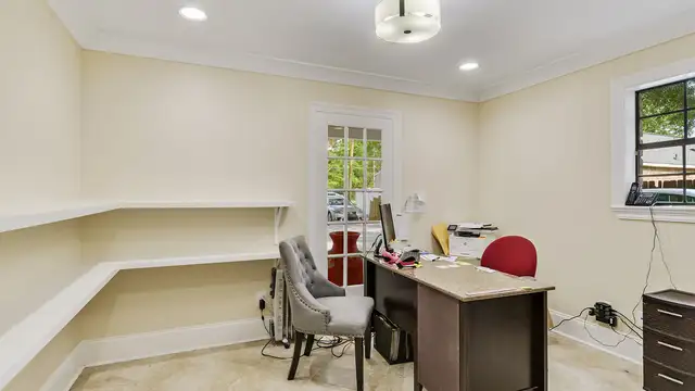 View image 11