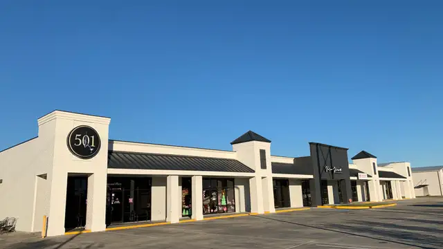 Jolie Marche Shopping Center thumbnail 3