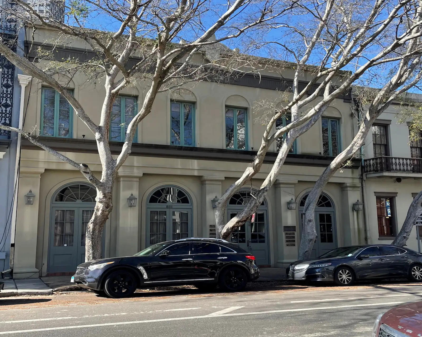 Executive Office Suites with Parking
