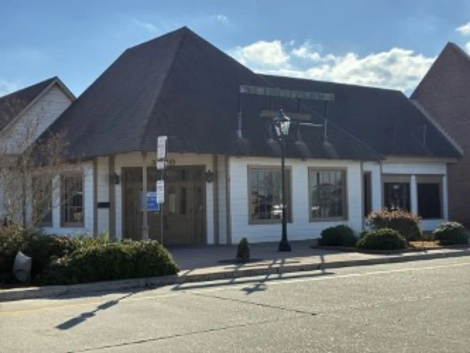 3570 (Former Restaurant) - Village at Southpark