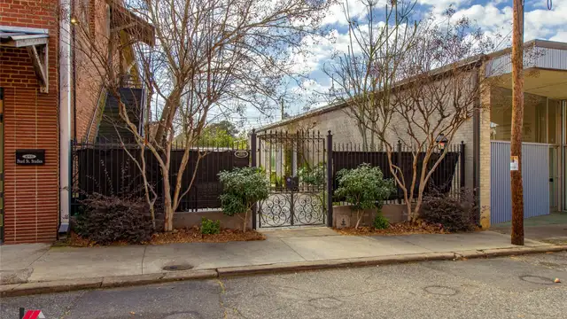 105 Pearl St thumbnail 4