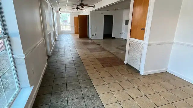 1420 Annunciation St thumbnail 4
