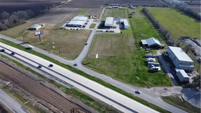 2.1 +/- AC For Sale on Hwy 90 thumbnail 4