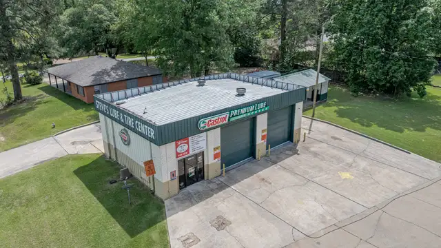 6101 Monroe Hwy A thumbnail 4