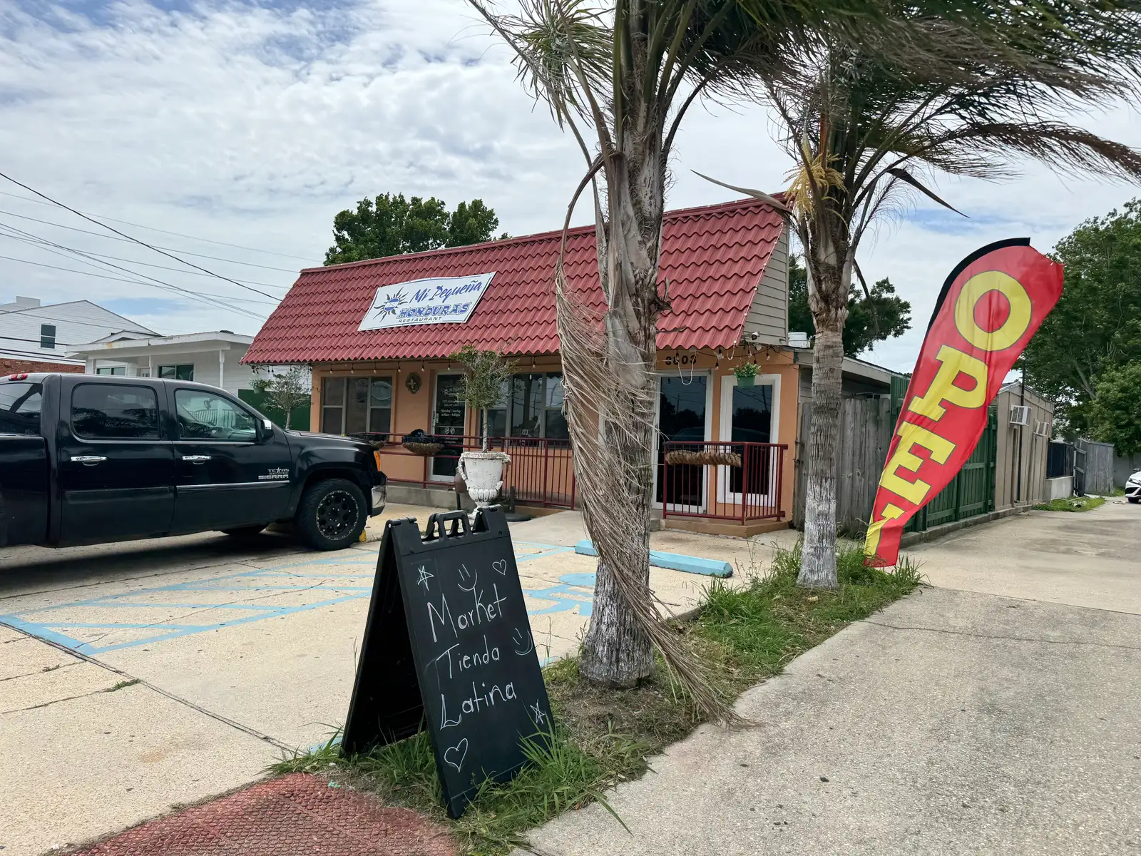 3803 Florida Ave - Restaurant For Sale