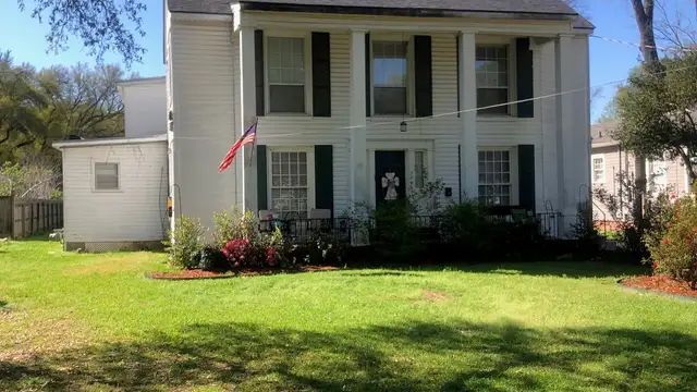 349 Albany Ave thumbnail 2