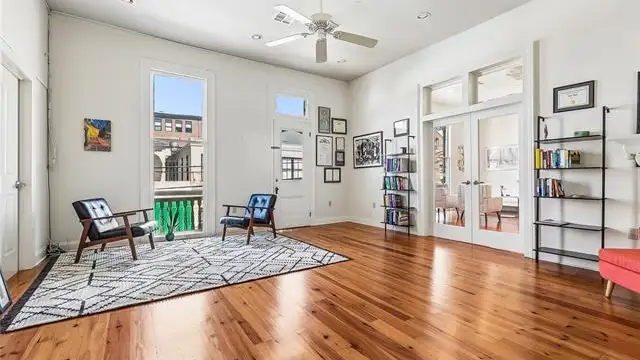 View image 12