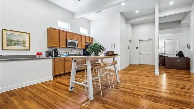 View image 11