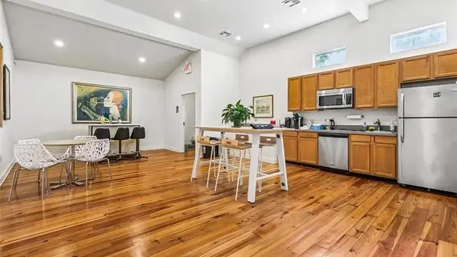 View image 10