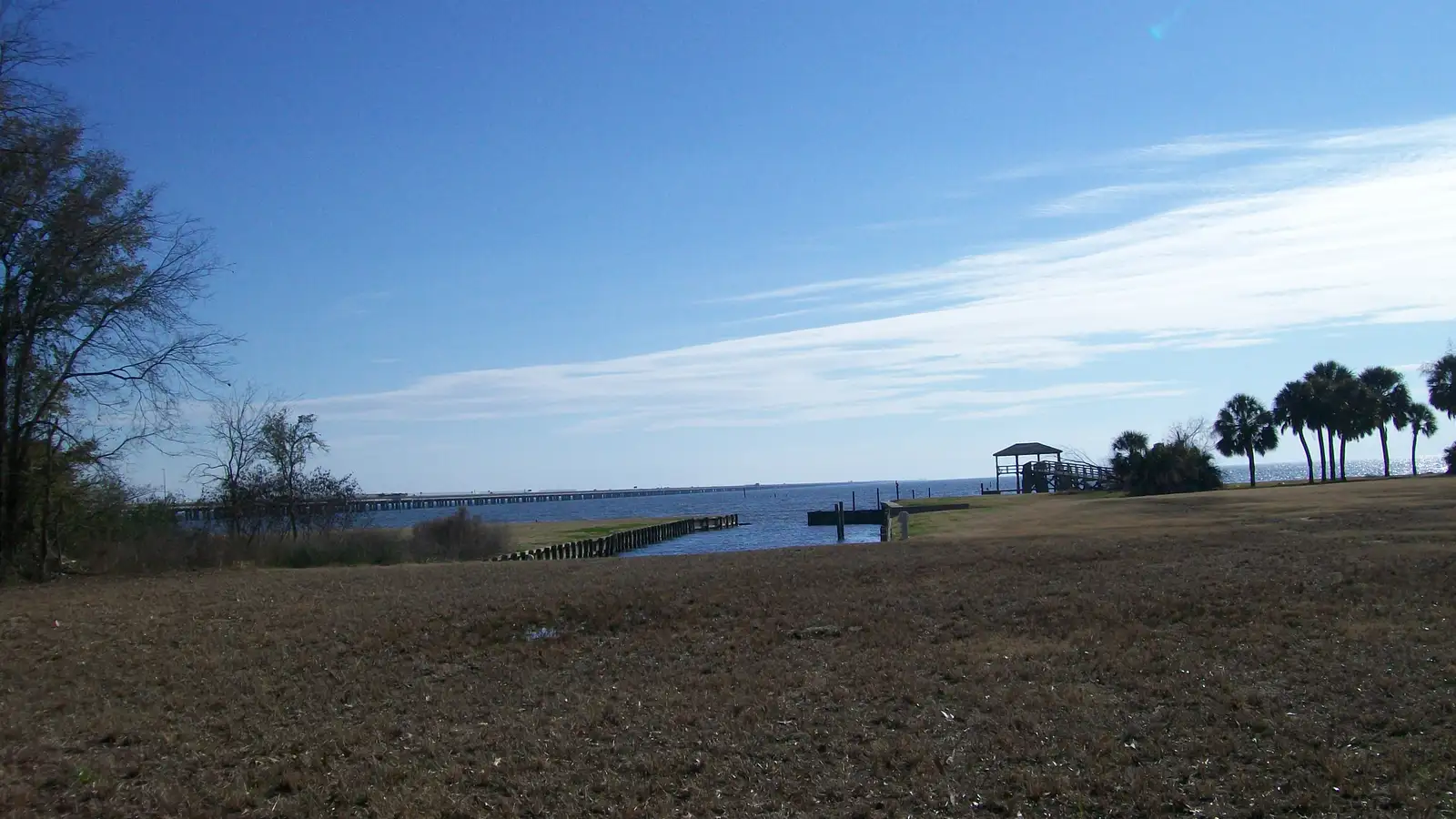 Prime Lake Front Property