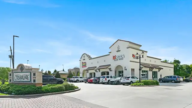 City Square Shopping Center thumbnail 3